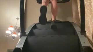  Stair master unclothe down - POV tits