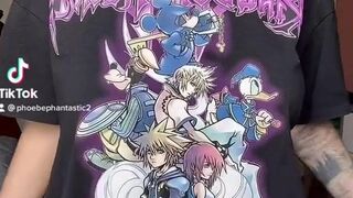  Huge-Boobed Sans Bra Tik Tok Dame - POV tits